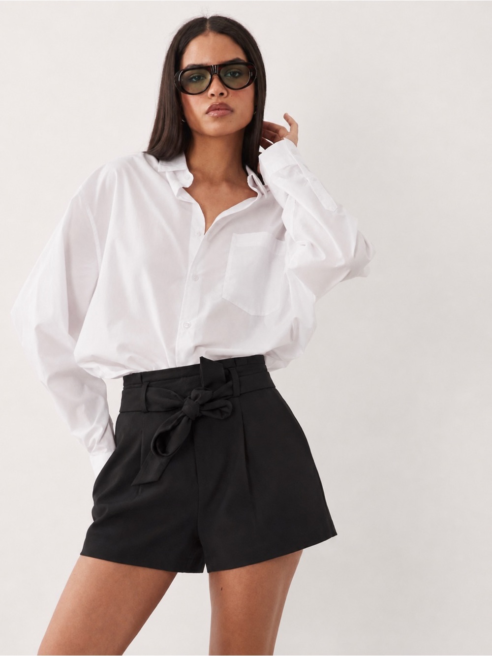 BANANA REPUBLIC Black High Waisted Belted Dress Shorts Pleated Paperbag Style